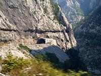 Čierna Hora: údolie rieky Morača, 25.8.2012 Cierna Hora