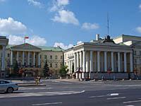 Varšava: Pałac Ministrów Skarbu, Plac Bankowy, 11.8.2013 Varsava