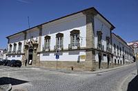 Évora