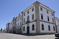 Évora