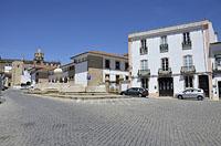 Évora