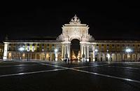 Lisabon: Arco do Triunfo da Rua Augusta, Praça do Comércio, 10.5.2019 Lisabon