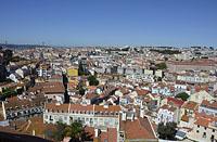 Lisabon: výhľad z Miradouro da Graça, 11.5.2019 Lisabon