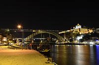 Porto: Ponte de Dom Luís I, Cais da Ribeira, 12.5.2019 Porto