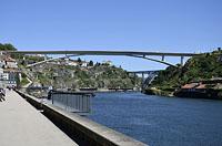 Porto: rieka Douro, Avenida Gustavo Eiffel, Ponte do Infante, 13.5.2019 Porto