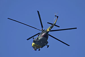 Bratislava: vojenský pátrací a záchranný vrtuľník Mil Mi-17LPZS, 4.4.2025 dopravny mix