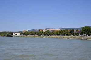 Vác