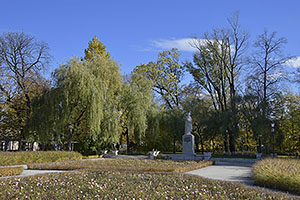 Bielsko-Biała: Pomnik Adama Mickiewicza, Plac Adama Mickiewicza, 23.10.2025 Bielsko-Biała